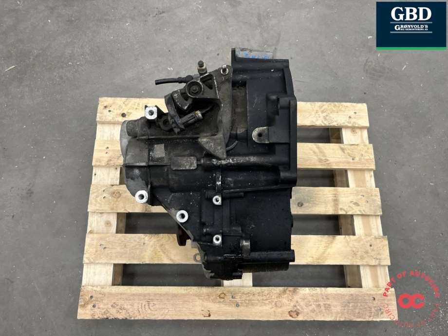 VW Passat, 2011-2015 (B7)(|MKH)