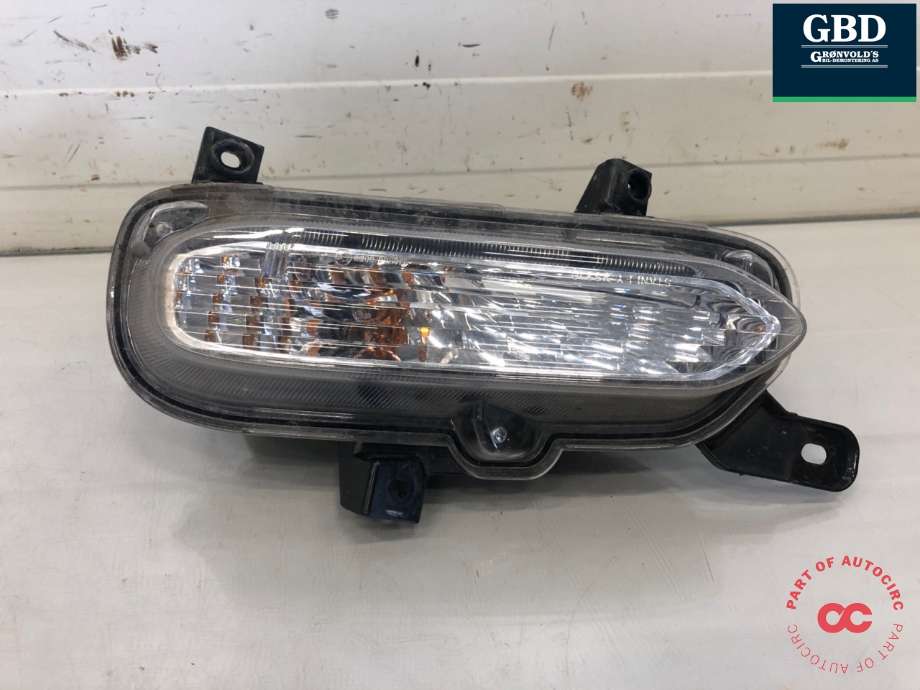 Tåkelykt venstre foran til Suzuki SX4 S-CROSS 2013-->> (Type II) (35502-79R01|)