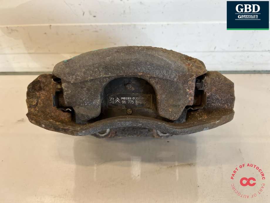 Bremsecaliper høyre foran til Peugeot 2008 2013-2019 (Type I)  (16 172 936 80|4401 P9|)