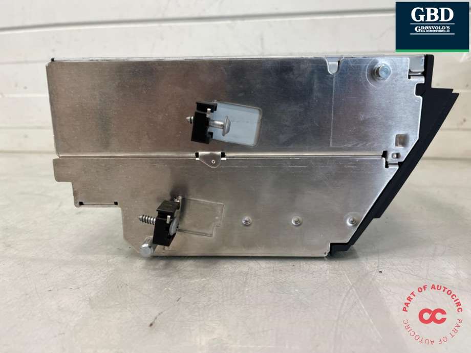 Bilstereo navigasjon spiller til Mercedes S-Klasse 2005-2013 (W221) (W221) (A 221 870 24 86| A 221 870 31 85|A 221 870 31 85 | A 221 870 77 85 |A 221 870 90 87|A 221 870 33 91 | A 221 870 33 91 80)