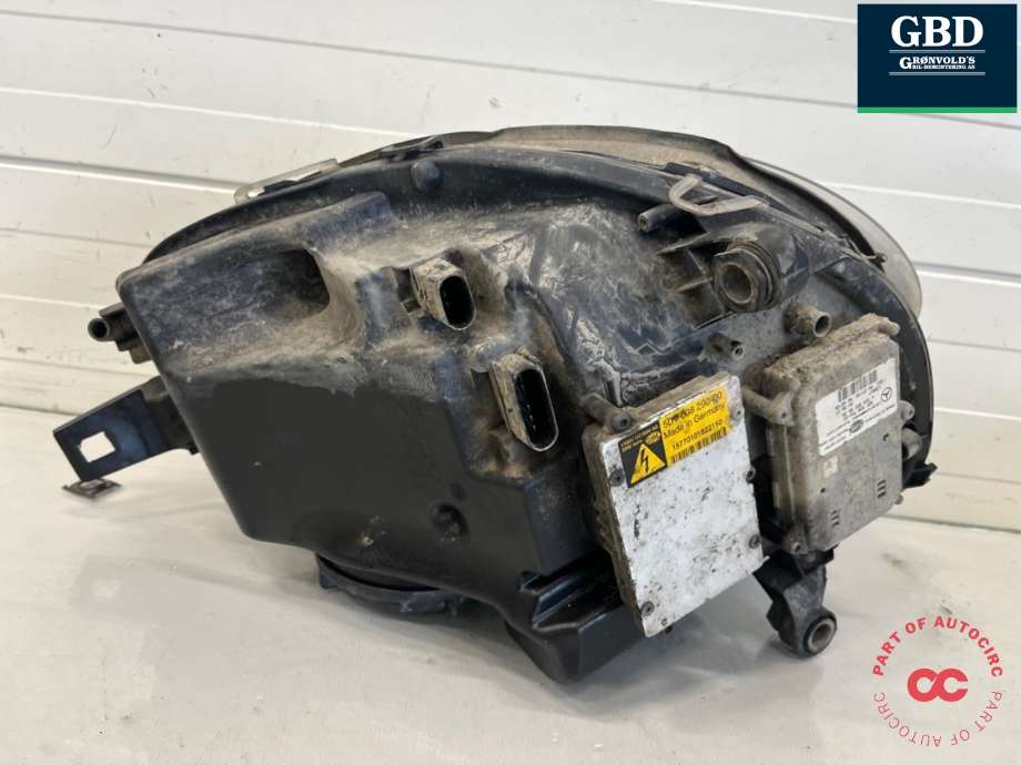 Frontlykt høyre xenon til Mercedes R-Klasse 2006-2013 (W251) (W251) (A 251 820 22 61|A 251 820 14 61|)
