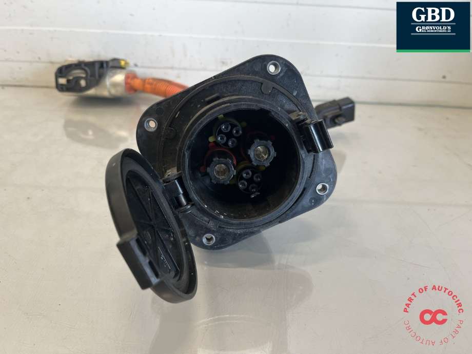 Batterilader inntak/luke til Kia Soul 2014-2019 (Type II)  (95721E 4100|)