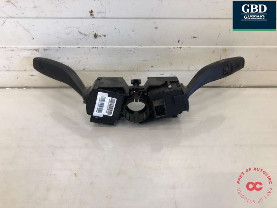Bryter combi til XPeng P7 2021-->>  (8220001ED1-00-03|20211214|)