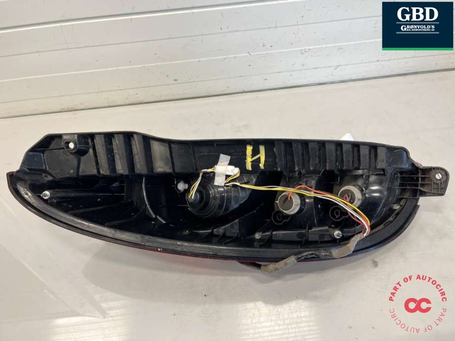 Baklykt høyre til Peugeot iOn 2011-2020  (6351 NC|16 090 957 80|)