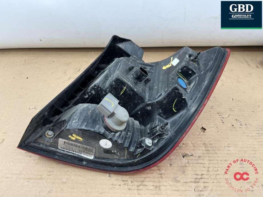 Baklykt venstre ytre til Fiat Freemont 2011-2015 (K68078481AD|K68078481AC|)
