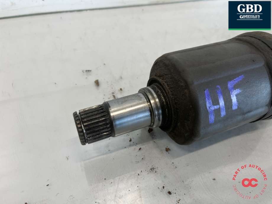 Drivaksel høyre foran, diesel/automat til Mercedes GLK 2008-2015 (X204) (X204) (A 204 330 23 01|A 204 330 16 01 |A 204 330 27 01|A 204 330 16 00)