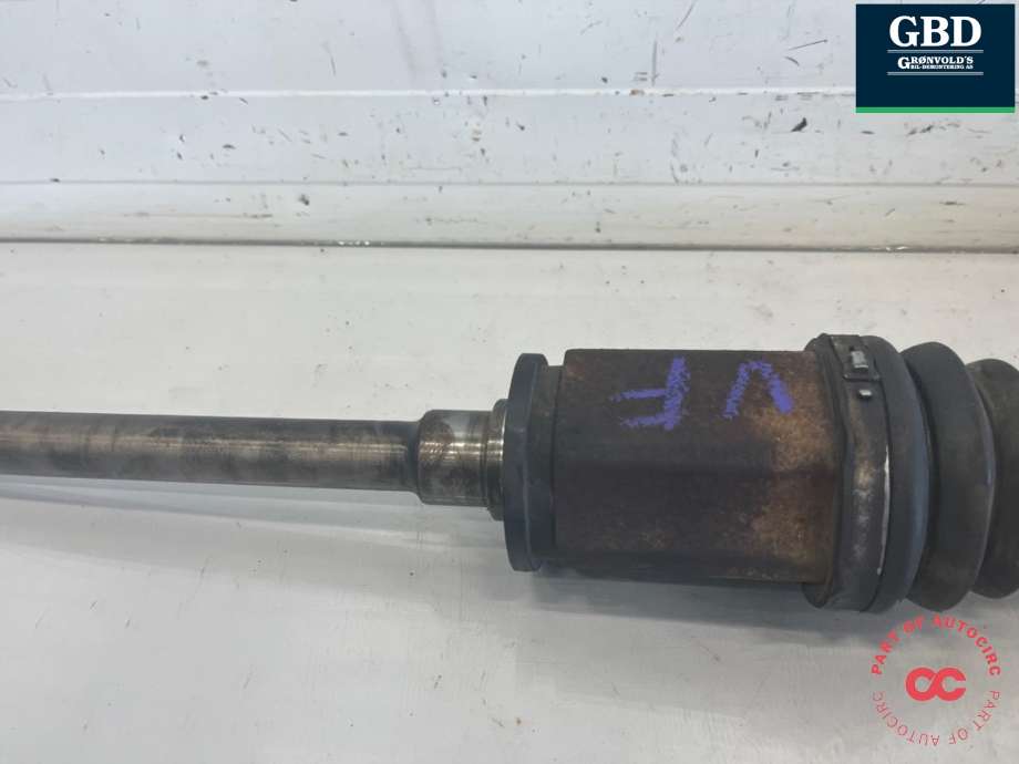 Drivaksel venstre foran, diesel/automat til BMW 5-Serie 2010-2017 (F10/F11) (F10/F11) (31 60 7 618 681|)