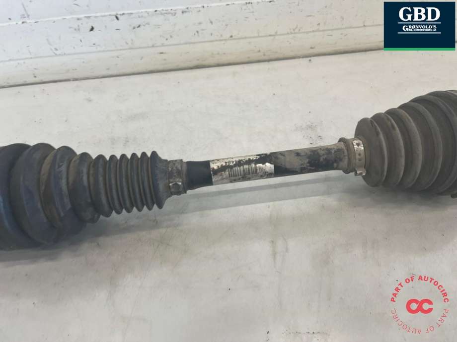 Drivaksel venstre foran, diesel/automat til BMW 5-Serie 2010-2017 (F10/F11) (F10/F11) (31 60 7 618 681|)