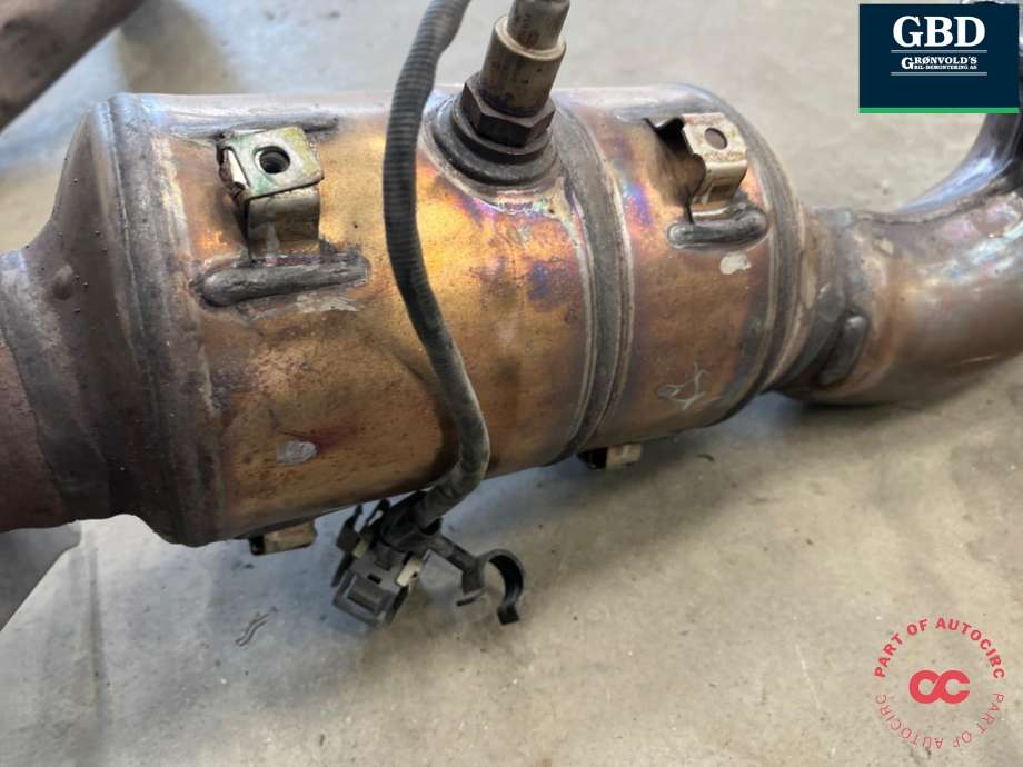 Katalysator til Mercedes CLA 2013-2019 (C117) (C117) (A 246 490 07 10|)