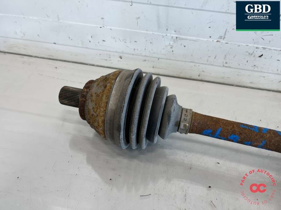 Drivaksel venstre foran, diesel/automat til VW Tiguan 2011-2016 (Type I, Fase 2)  (5N0 407 761 F|5N0 407 763 D|5N0 407 761 FX)