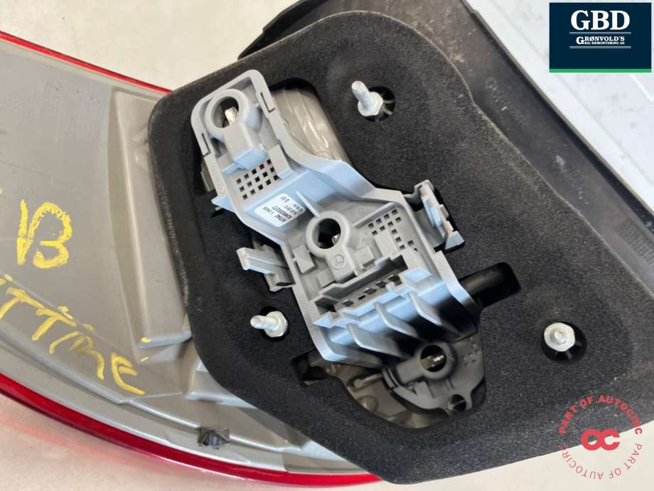 Baklykt høyre ytre til Mercedes B-Klasse 2011-2018 (W246) (W246) (A 246 820 06 64|)