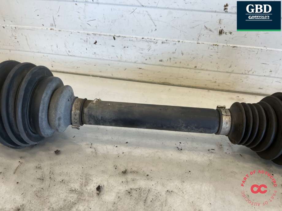Drivaksel venstre foran, diesel/automat til Audi Q5 2008-2012 (Type I, Fase 1)  (8R0 407 271 C|8R0 407 271 CX|)