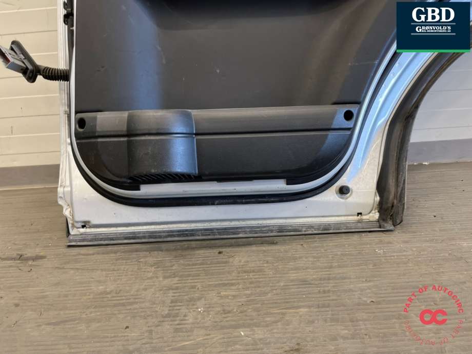 Dør høyre bak til Land Rover Discovery 2005-2009 (Type III)  (BFA780180|5H2224630CB|)
