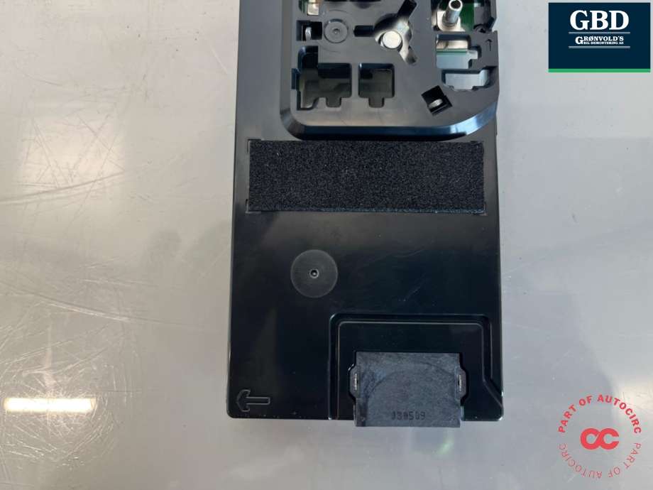 Antenne forsterker til VW ID.7 2023-->>  (1EA 035 741 F|)