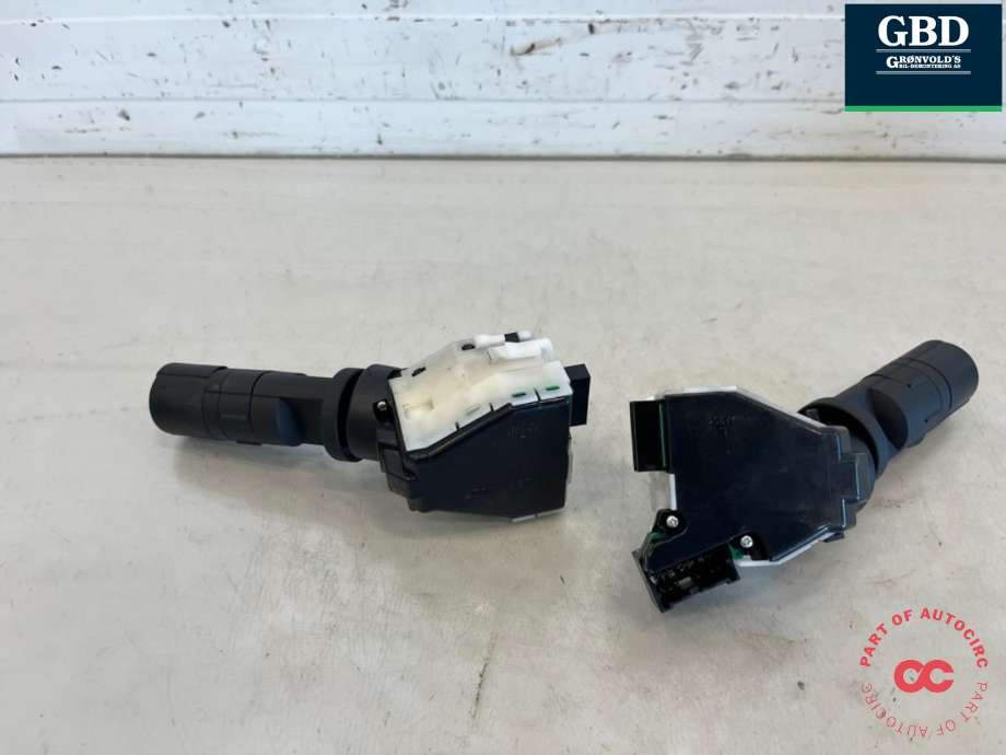Bryter combi til Nissan Qashqai 2010-2014 (Type I, Fase 2) (25540JD03A|25260JD01A|)