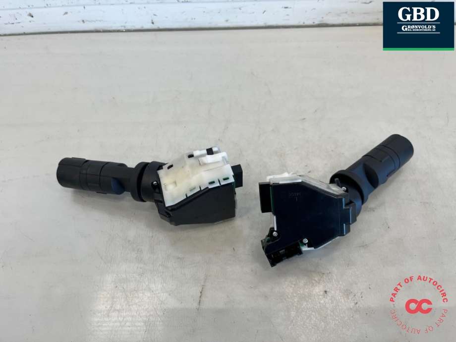 Bryter combi til Nissan Qashqai 2010-2014 (Type I, Fase 2) (25540JD03A|25260JD01A|)