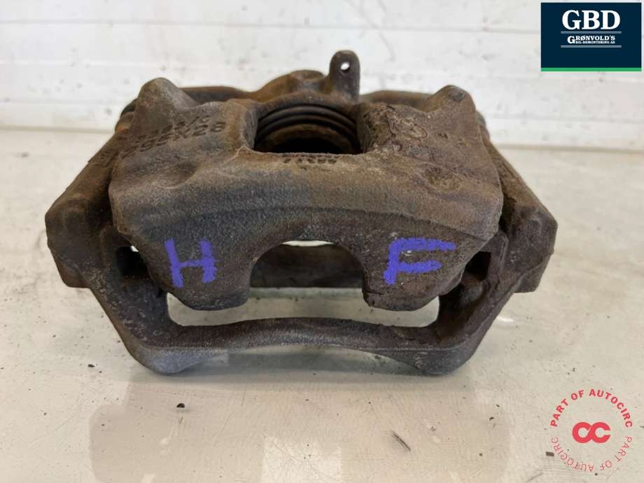 Bremsecaliper høyre foran til Mercedes A-Klasse 2012-2018 (W176) (W176) (A 000 421 68 81|)