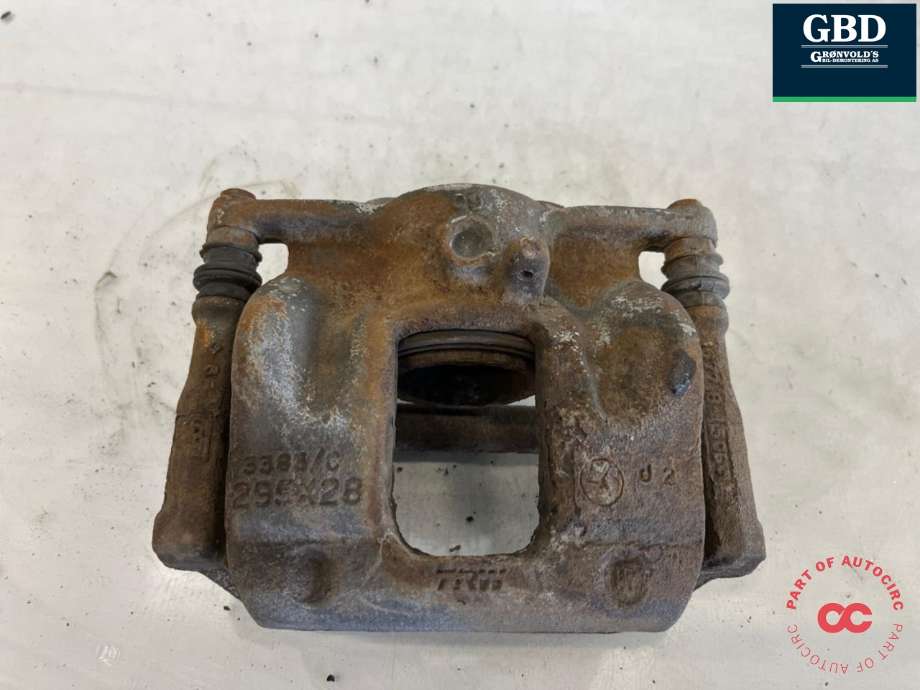 Bremsecaliper høyre foran til Mercedes A-Klasse 2012-2018 (W176) (W176) (A 000 421 68 81|)