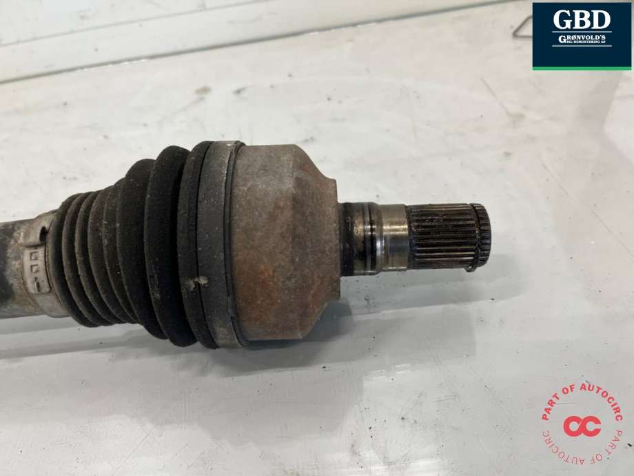 Drivaksel venstre foran, diesel/automat til Volvo XC60 2008-2013 (Type I, Fase 1)  (36012415|31325573|)