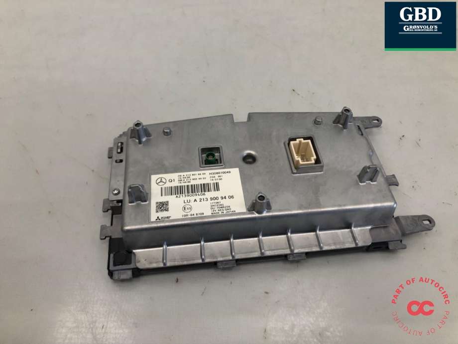 Bilstereo navigasjon skjerm til Mercedes E-Klasse 2016-2023 (W213) (W213) (A 213 900 85 18|A 213 900 94 06|)