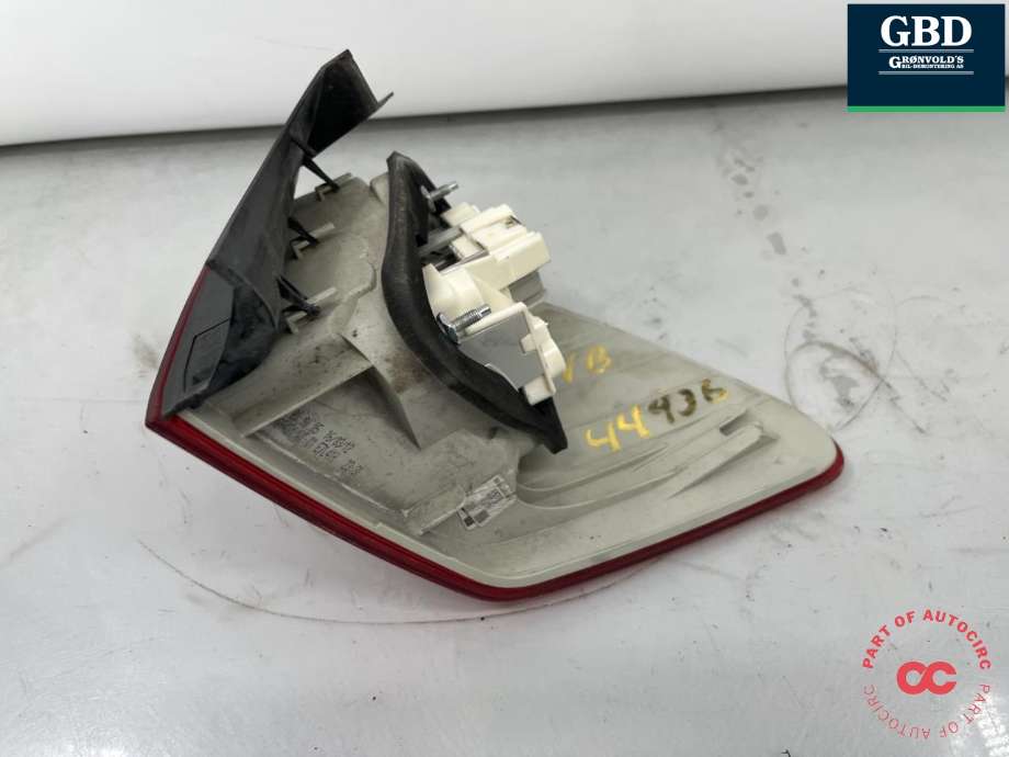 Baklykt venstre ytre til BMW 3-Serie 2005-2011 (E90/E91/E92/E93) (E90/E91/E92/E93) (63 21 7 289 431|)