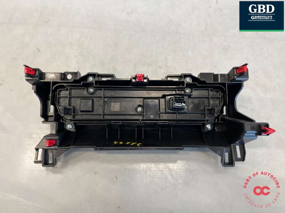 Varmeapparat betjening til Toyota Yaris Cross (SUV) 2021-->>  (559000DC71|864-0J20|)