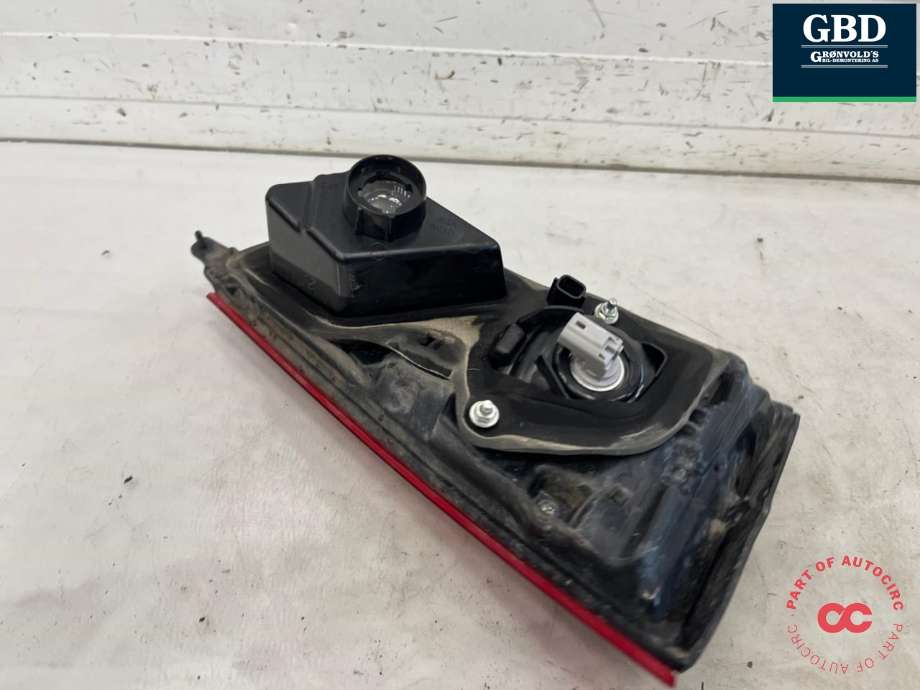 Baklykt høyre indre til Nissan Qashqai 2014-2021 (Type II)  (265504EA6E|265504EA5D|)
