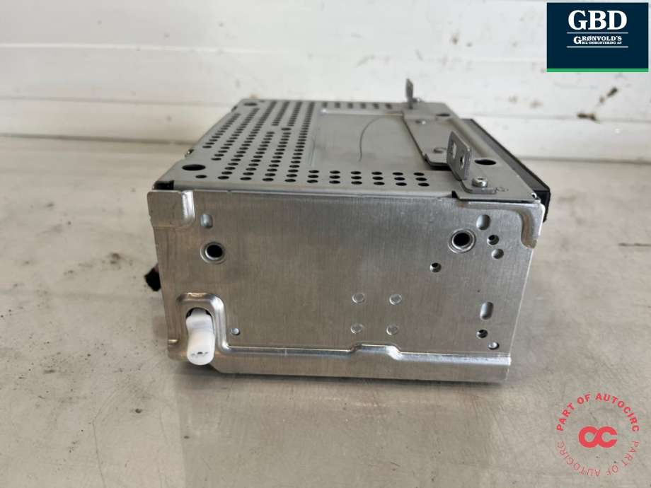 Bilstereo til Ford Transit Courier 2014-2018 (Type I, Fase 1) (2335493|F1BT-18C815-HR|10R-048415)