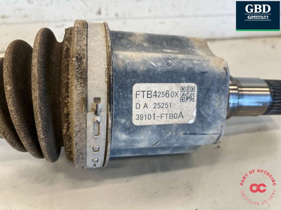 Drivaksel venstre foran, diesel/automat til Mazda 6 2015-2018 (Type III, Fase 2)  (FTB42560X|)