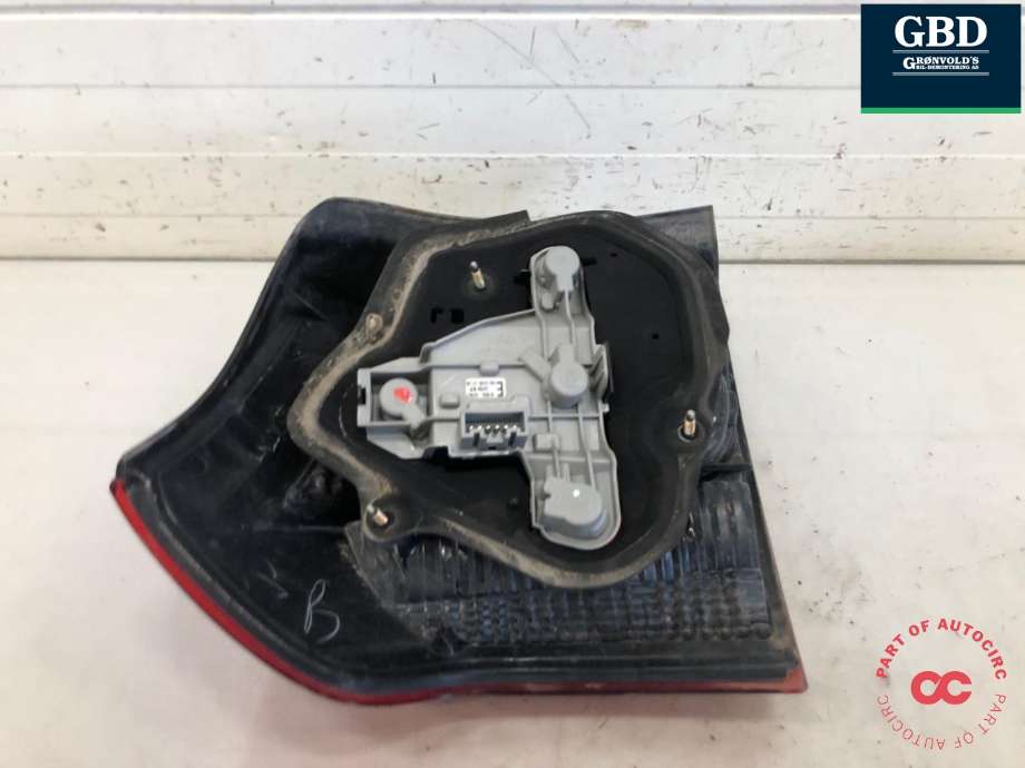 Baklykt høyre til Toyota Corolla 2002-2007 (8155102300|)