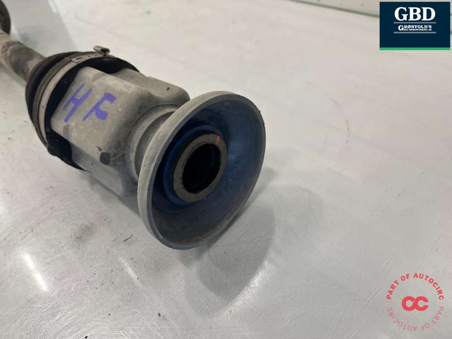 Drivaksel høyre foran, diesel/automat til VW Tiguan 2011-2016 (Type I, Fase 2) (5WA 407 272 R|5N0 407 766|5N0 407 766 X)
