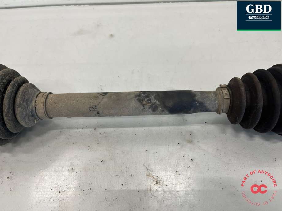 Drivaksel høyre foran, diesel/automat til VW Tiguan 2011-2016 (Type I, Fase 2) (5WA 407 272 R|5N0 407 766|5N0 407 766 X)