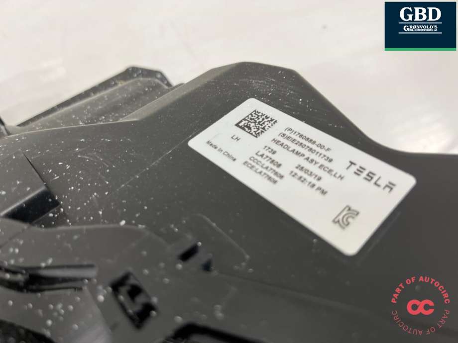 Frontlykt venstre full-LED til Tesla Model 3 2024-->> (Fase 2) (1760888-00-F|1760888-00-E|1760888-99-C)