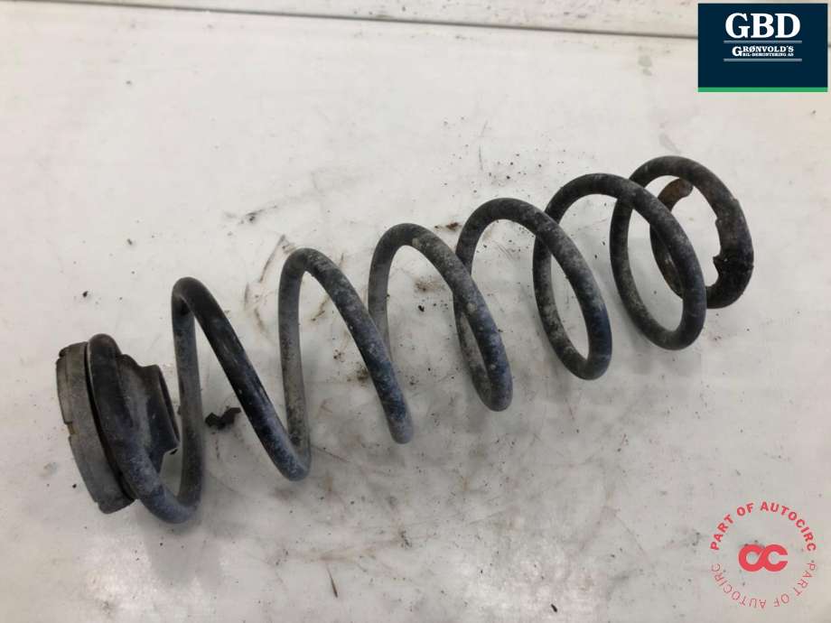 Fjær bak spiralfjær til VW Golf IV 1998-2003 (1J0 511 115 AL|)