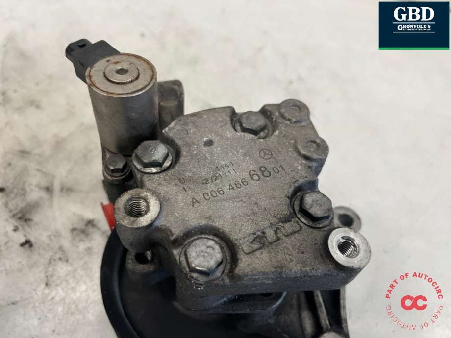 Servo pumpe mekanisk til Mercedes C-Klasse 2011-2014 (Fase 2) (W204) (W204) (A 005 466 82 01|A 005 466 82 01 80|)