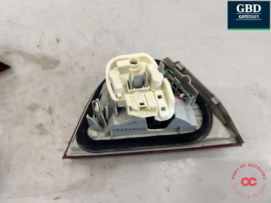 Baklykt høyre indre til BMW 3-Serie 2005-2011 (E90/E91/E92/E93) (E90/E91/E92/E93) (63 21 7 289 428|)