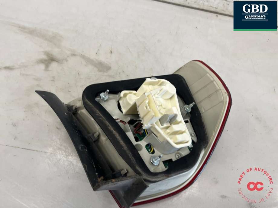 Baklykt høyre ytre til BMW 3-Serie 2005-2011 (E90/E91/E92/E93) (E90/E91/E92/E93) (63 21 7 289 426|)
