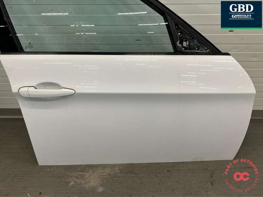 Dør høyre foran til BMW 3-Serie 2005-2011 (E90/E91/E92/E93) (E90/E91/E92/E93) (41 51 5 A2A 386|)