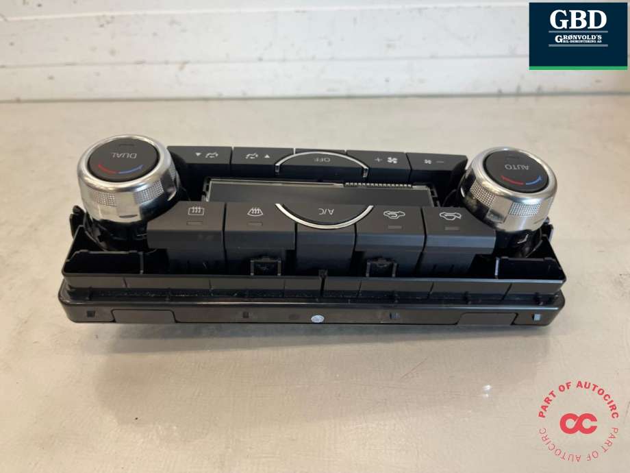 Varmeapparat betjening til Mazda CX-5 2017-->> (Type II) (KB8M 6110B 7112|KB8M 6110B 7I12|)