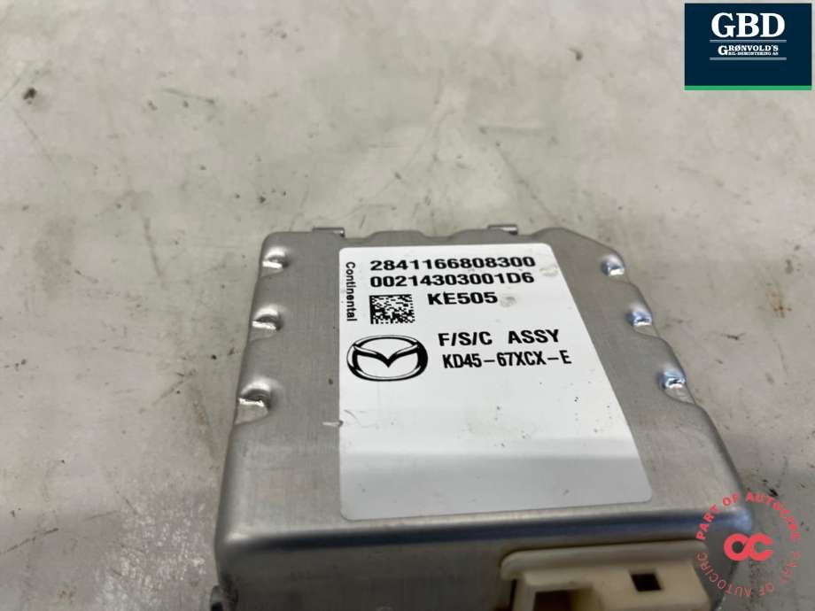 Parkeringskamera foran til Mazda CX-5 2012-2017 (Type I) (KD4567XCXE|)