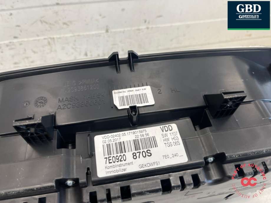 Instrumentpanel til VW Transporter / Caravelle 2015-2019 (T6) (T6) (7E0 920 870 S|7E0 920 870 SX|)