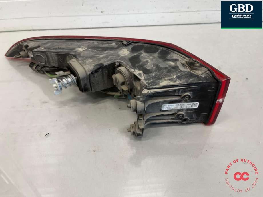 Baklykt høyre ytre til Jaguar I-PACE 2018-->>  (T4K16640|J9D313404CD|T4K1822  | J9D313404CC)