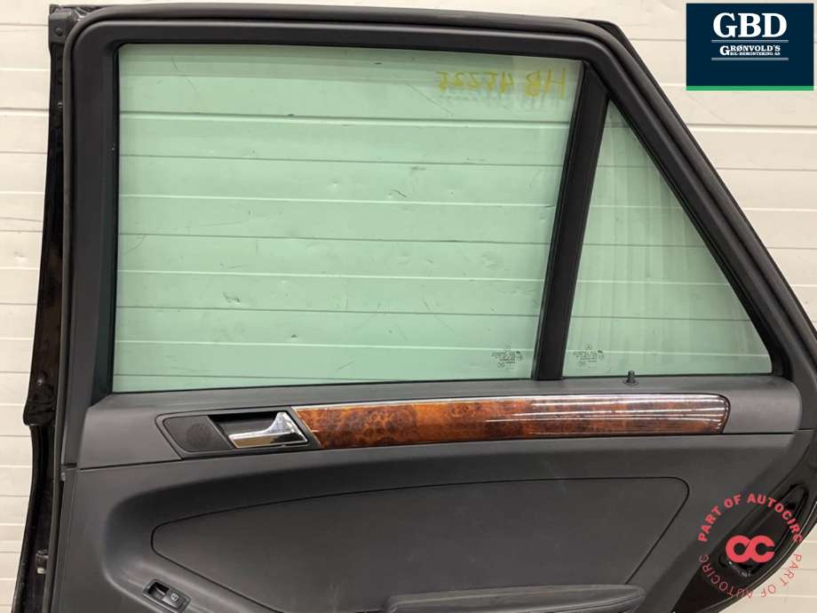 Dør høyre bak til Mercedes ML 2005-2011 (W164) (W164) (A 164 730 10 05|A 164 730 04 05|)