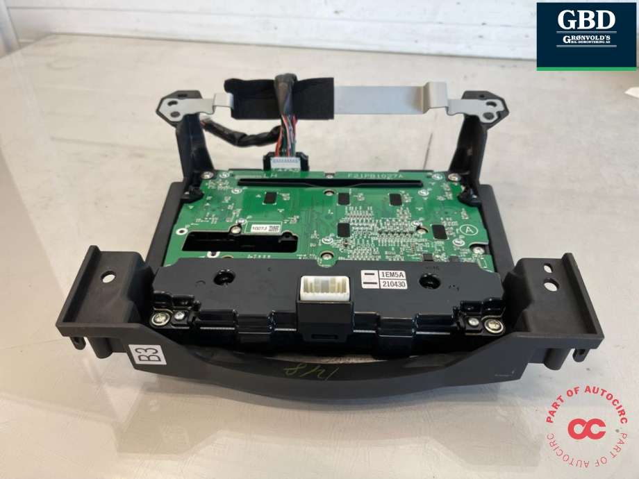 Bilstereo betjeningspanel til Nissan 370 Z 2009-->>  (253911EM6A|253911EM5A|1EM5A 210430)