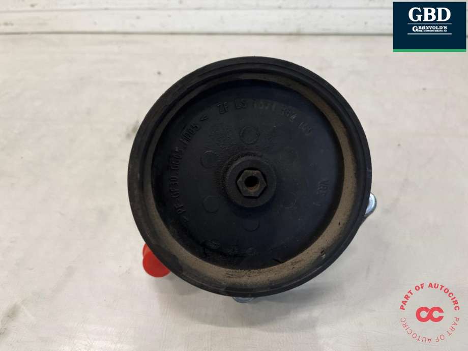Servo pumpe mekanisk til Mercedes S-Klasse, 2005-2013 (W221) (W221) (A 004 466 91 01)
