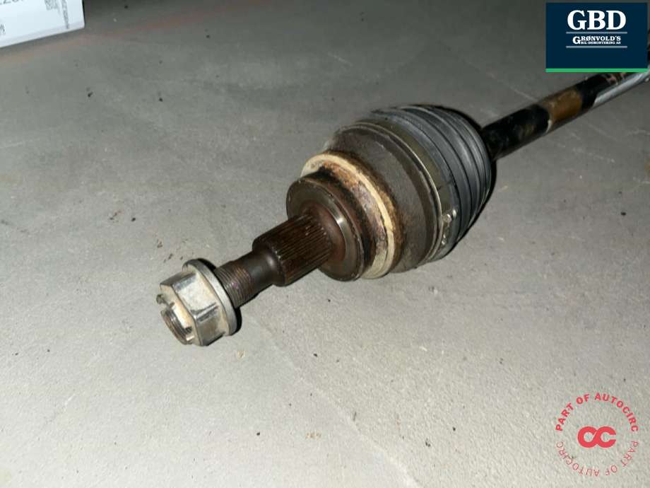 Drivaksel høyre foran, diesel/automat til Mercedes R-Klasse 2006-2013 (W251) (W251) (A 251 330 06 01|A 251 330 14 01|)