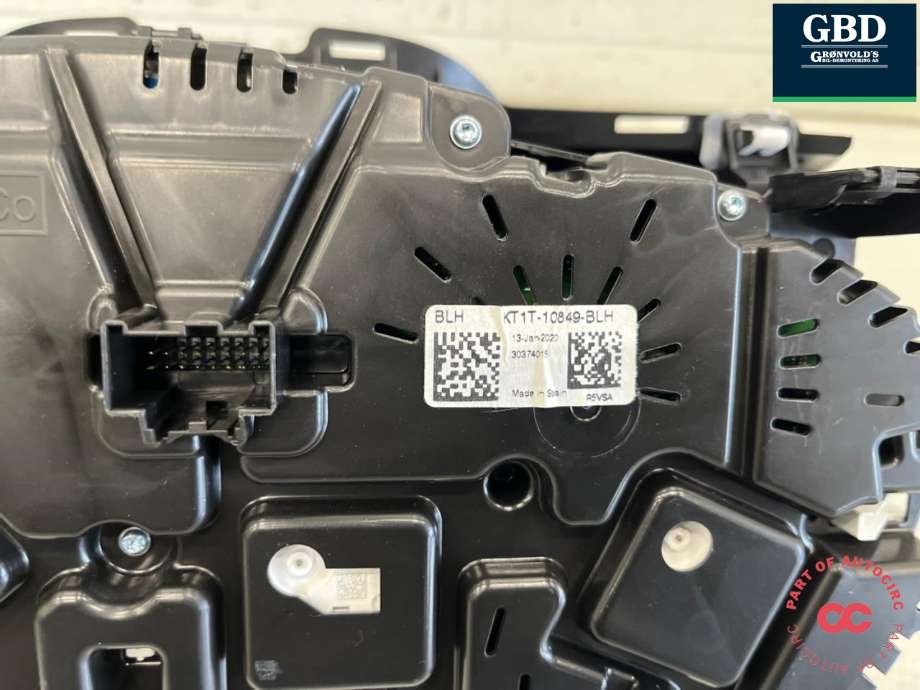 Instrumentpanel til Ford Transit Connect 2018-->> Type II, Fase 2 (2586236|LT1T-10849-BLG|)