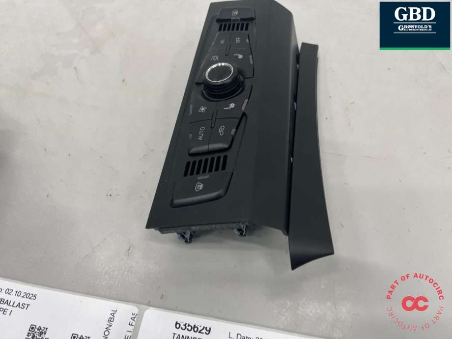 Varmeapparat betjening til Audi Q5 2008-2012 (Type I, Fase 1)  (8T1 820 043 AH|8T1 820 043 AS XZF|8T1 820 043 AH XZF)