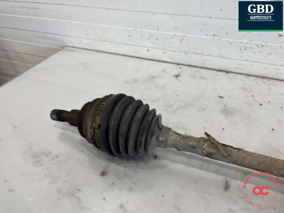 Drivaksel venstre foran, diesel/automat til Mercedes ML 2005-2011 (W164) (W164) (A 164 330 08 01|A 164 330 08 01 80|)