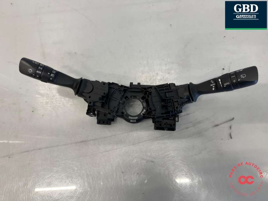Bryter combi til Toyota Auris 2015-2019 (Type II, Fase 2) (8465202670|8414002720|)